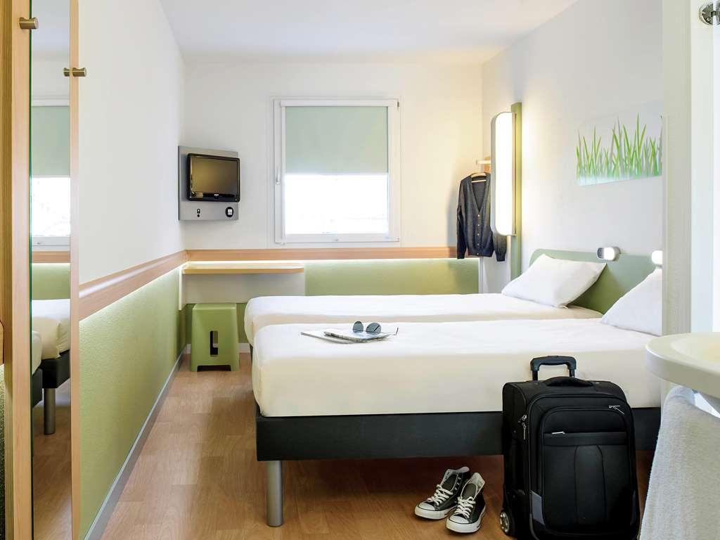 ibis budget Cannes Mougins Zimmer foto